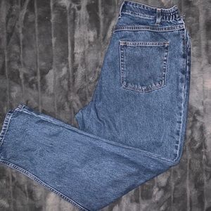 L.L. Bean Boyfriend High Rise Boyfriend Jeans